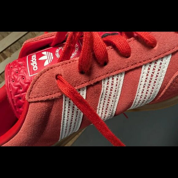 Adidas Originals Gazelle in Scarlett Wonder White Gum - Womens 10 - Picture 2 of 7